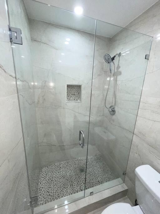 Modern Miami Oversized 3 Bedroom In Central Location Kültér fotó