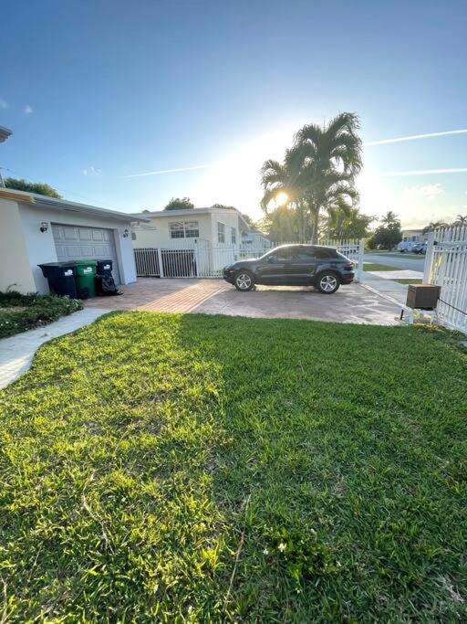 Modern Miami Oversized 3 Bedroom In Central Location Kültér fotó